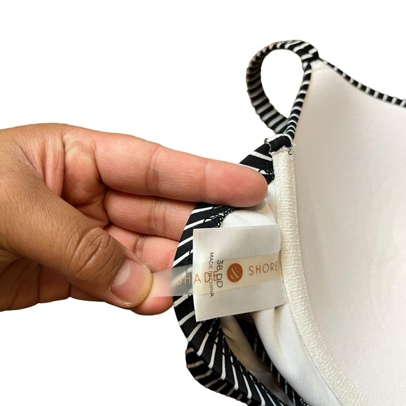 Shade & Shore Black Stripe Bikini Top Size 38DD women - Picture 5 of 6